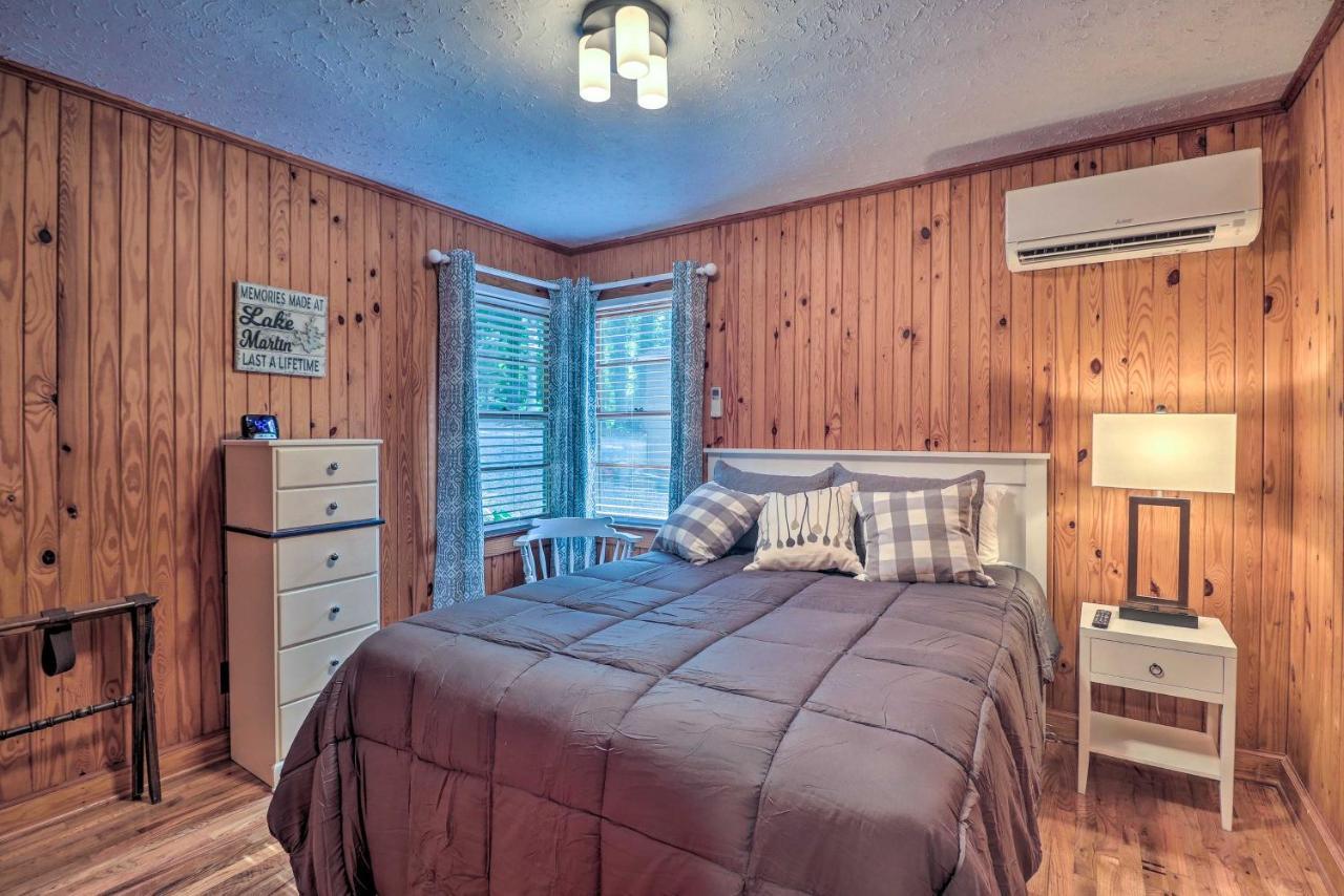 Waterfront Lake Martin Home With Grill And Beach! Eclectic Экстерьер фото
