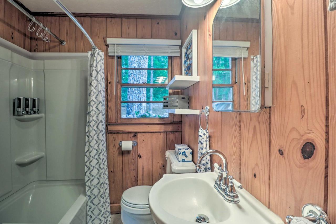Waterfront Lake Martin Home With Grill And Beach! Eclectic Экстерьер фото